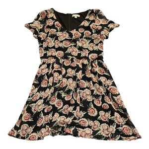 Cotton on Large Short Sleeve Floral V-Neck Zip Closure Short Dress